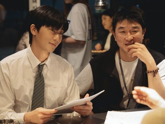 パク・ソジュン主演『明日はきっと』、メイキング写真と制作秘話解禁