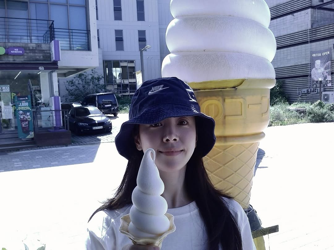 『イ・サン』女優ハン・ジミン、休憩中の“ささやかな幸せ”に反響「めっちゃかわいい」【PHOTO】