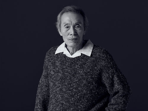 『イカゲーム』“001番の老人役”オ・ヨンスが雑誌に登場！俳優人生55年目の貫禄を見せつけた！