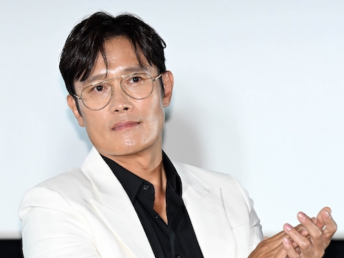 新作映画『非常宣言』主演イ・ビョンホン、演技に生かした「パニック障害」の経験を告白
