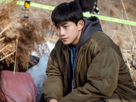 2PMテギョン、新ドラマ『ブラインド』で刑事役に挑戦！熱血刑事ぶりに“期待大”
