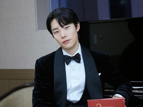 俳優リュ・ジュンヨル、釜山国際映画祭の司会役として登場！「光栄で胸がいっぱいだ」