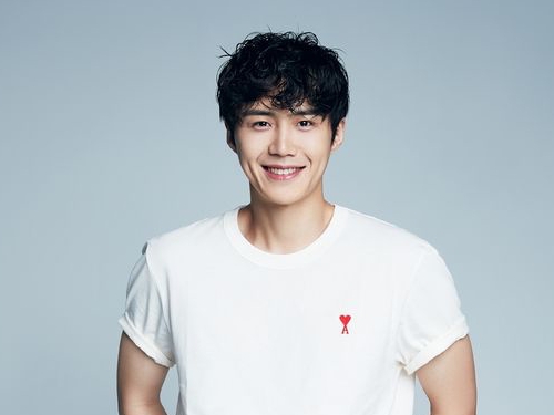 『海街チャチャチャ』から1年。俳優キム・ソンホ、復帰に向けて本格始動！