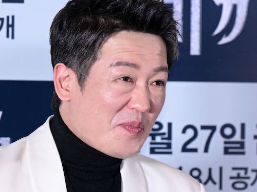 『イカゲーム』俳優ホ・ソンテ、最近共演したチャン・グンソクが「憎らしい時」を明かした！