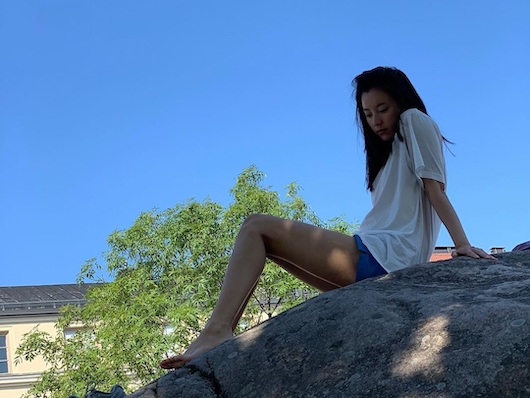 『トンイ』女優ハン・ヒョジュのすらりとした生足美脚…夏が待ち遠しいのも「納得」【PHOTO】