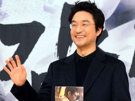 『浪漫ドクターキム・サブ』出演のハン・ソッキュが語る印象的だった撮影エピソード