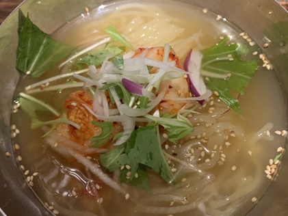 【韓国の食習慣】なぜ真冬に食べる冷麺が「旬」に最適なのか