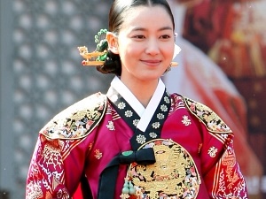 『トンイ』のイ・ソヨン以外に、時代劇で張嬉嬪＝チャン・ヒビンを演じた女優とは？